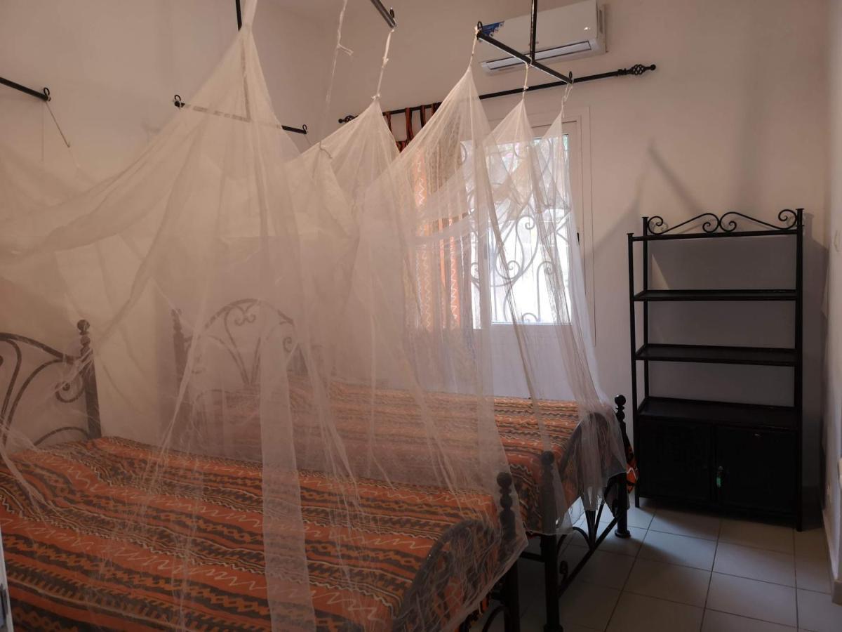 Keur Baboune M'Bour Zewnętrze zdjęcie
